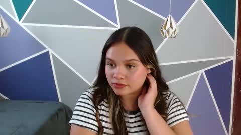 Charlotte  online show from 09.28.25