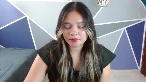 Charlotte  online show from 10.19.25