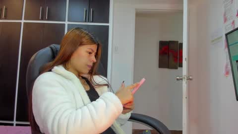 Charlotte Icee online show from 11.16.25