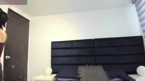 Snapshot of charlotte_knox chatting on 10.03.25 Charlotte online show from 10.03.25