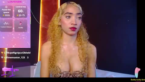 Snapshot of charlotte_love10 chatting on 09.20.25 CHARLOTTE online show from 09.20.25