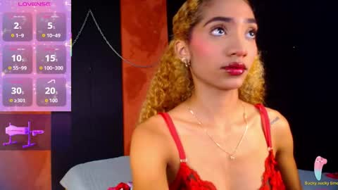 Snapshot of charlotte_love10 chatting on 10.01.25 CHARLOTTE online show from 10.01.25