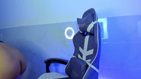 Charlotte online show from 04.15.26