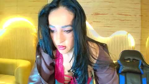 Charlotte  online show from 01.14.26