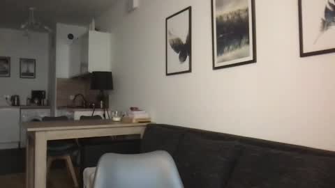 Snapshot of charlotte_roche chatting on 10.22.25 Charlotte Roche online show from 10.22.25