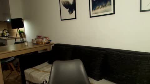 Charlotte Roche online show from 01.15.26