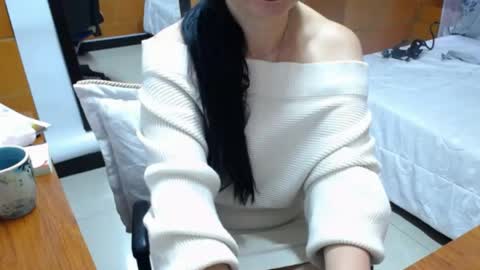 Snapshot of charlotte_temple chatting on 05.11.26 Charlotte online show from 05.11.26