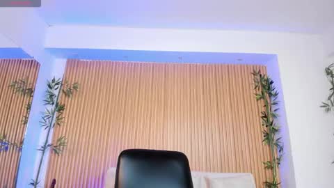 Charlotte  Everyday From 0700 to 1300 Col Time online show from 10.14.25