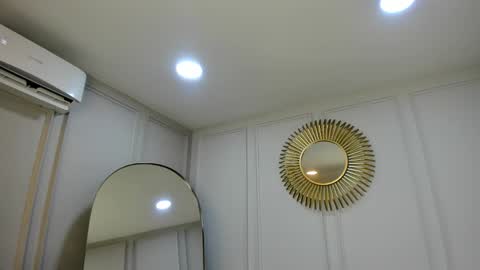 charlottebrownn_ online show from 11.12.25