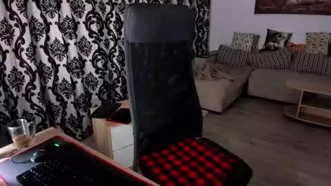 Charlotte Diamonds online show from 10.23.25