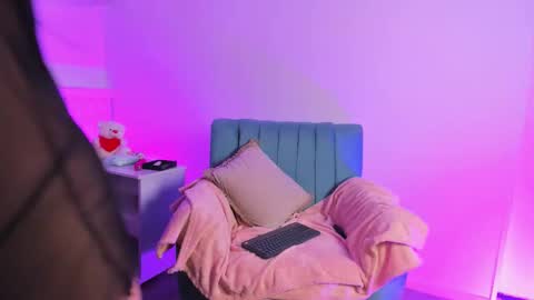 Charlottee01  online show from 02.18.26