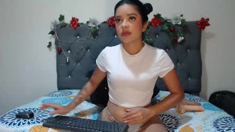 charlottee07 online show from 02.01.25