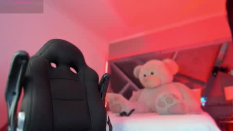 Charlotte online show from 02.12.26