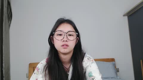 Snapshot of charlottelin chatting on 12.04.24 Charlotte online show from 12.04.24