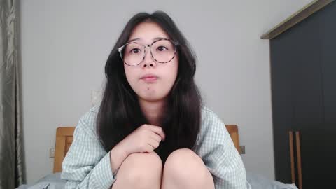 Snapshot of charlottelin chatting on 12.06.24 Charlotte online show from 12.06.24