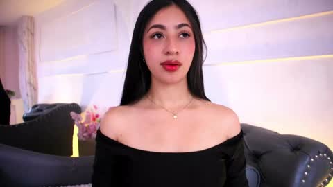 Snapshot of charlotterusso chatting on 05.22.26 Lauren Rus online show from 05.22.26