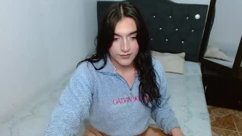 Snapshot of charlotteturners chatting on 10.09.25 VALERIA online show from 10.09.25