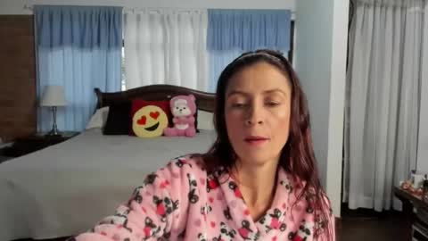 Charlotte online show from 01.12.26