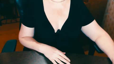 CharlotteXTasty online show from 02.06.25