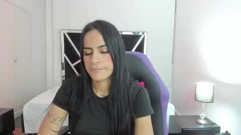    online show from 09.25.25