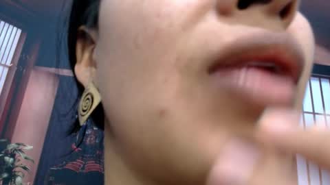 Snapshot of charlyandlaura chatting on 10.20.25 charlyandlaura online show from 10.20.25