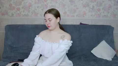 charming_lolla online show from 01.24.25