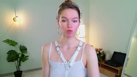 Ruru online show from 02.18.26