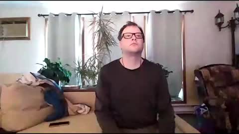 Snapshot of charmingatom chatting on 11.22.25 charmingatom online show from 11.22.25