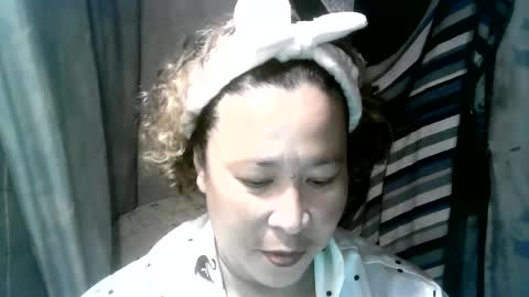 Snapshot of charmingcel chatting on 06.27.26 charmingcel online show from 06.27.26