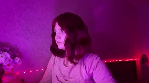 Snapshot of chasing_pavements chatting on 10.22.25 chasing_pavements online show from 10.22.25