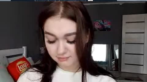 Snapshot of chastityschirmer chatting on 06.09.26 Emma online show from 06.09.26
