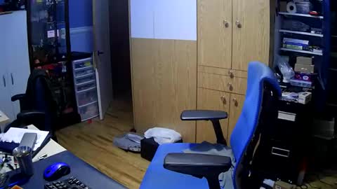 wanaBeYourToy online show from 10.24.25