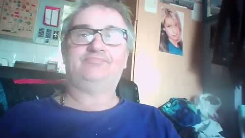 Snapshot of chatboxlee chatting on 07.18.26 chatboxlee online show from 07.18.26