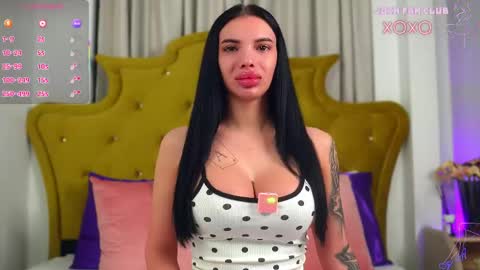 Snapshot of chaturbarbie_ chatting on 05.14.26 Velma online show from 05.14.26