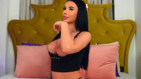 Snapshot of chaturbarbie_ chatting on 05.25.26 Velma online show from 05.25.26