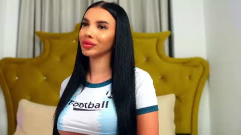 Snapshot of chaturbarbie_ chatting on 07.07.26 Velma online show from 07.07.26