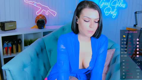 Snapshot of chaturkaterina chatting on 01.29.25 Miss Harmony online show from 01.29.25