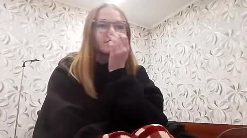 Snapshot of chauknispel chatting on 05.16.26 Olivia online show from 05.16.26