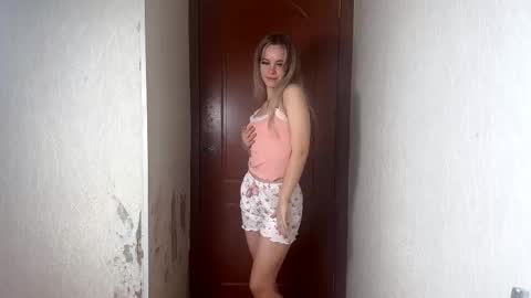 Snapshot of chayashortle chatting on 10.15.25 Milissa online show from 10.15.25