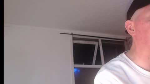 Snapshot of chazdiniro chatting on 11.04.25 chazdiniro online show from 11.04.25