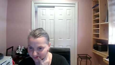 Snapshot of chealsiek chatting on 02.25.26 chealsiek online show from 02.25.26