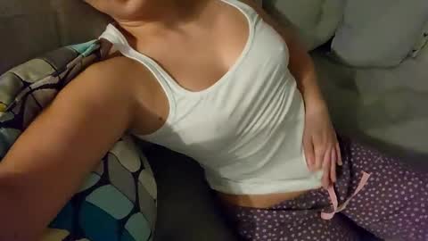 Snapshot of cheeekycouple02 chatting on 02.08.25 Cheeeky couple online show from 02.08.25