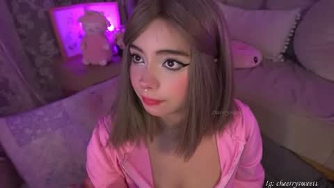 Snapshot of cheerrysweett chatting on 08.04.26 Baby Cherry online show from 08.04.26