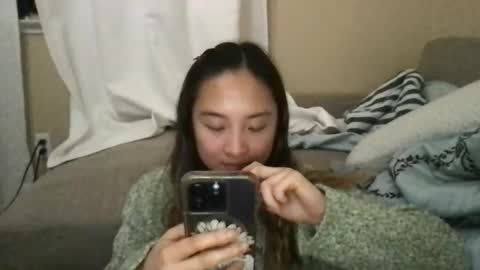 Snapshot of chellybear101 chatting on 02.11.25 chellybear101 online show from 02.11.25