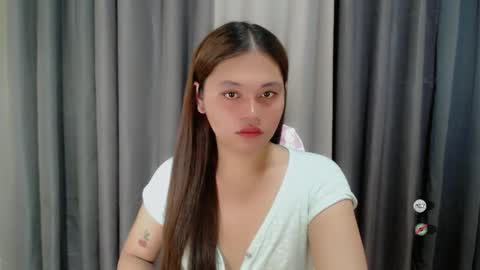 Snapshot of chelse_coco chatting on 02.05.25 CHELSEA online show from 02.05.25