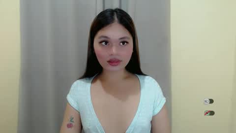 Snapshot of chelse_coco chatting on 03.10.25 CHELSEA online show from 03.10.25