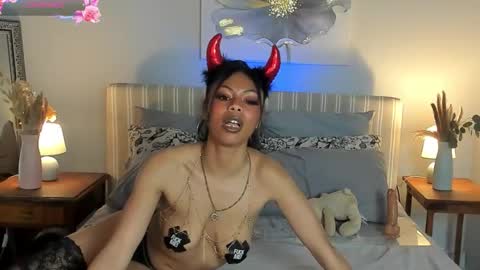 Snapshot of chelseaquin chatting on 10.10.25 Chelseaquinn online show from 10.10.25