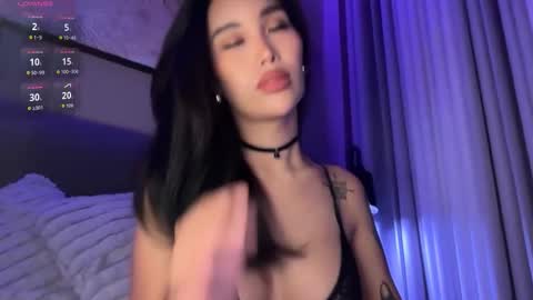 Snapshot of chenne_lovi chatting on 03.29.26 Chie for short online show from 03.29.26