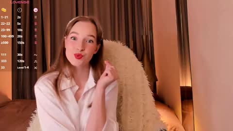 Snapshot of cheril_lady chatting on 02.20.25  Cheril  follow me  online show from 02.20.25