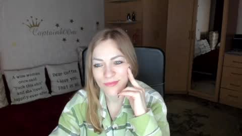 Silvia online show from 01.16.25